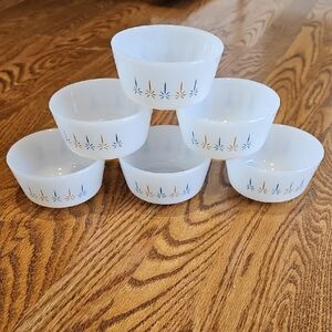 6 Anchor Hocking Mid Century Design Ramekins